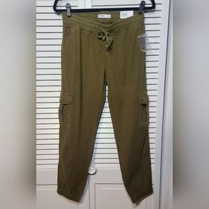 NWT Sonoma Women's Crop Cargo / Joggers - XS